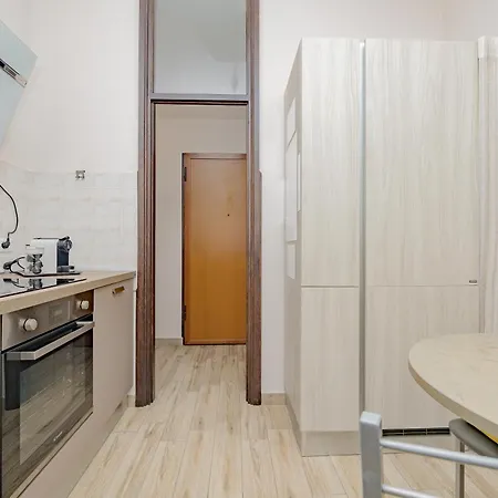 Apartment Sweethomesaronno-a 20 Minuti Da Milano *